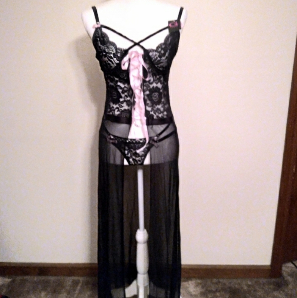 NWTS GWorld Lingerie Set (one Size)